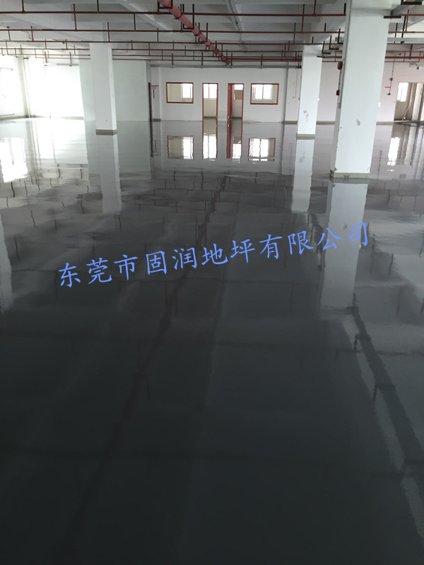 �h����֬�����ͷ��m��ƺ